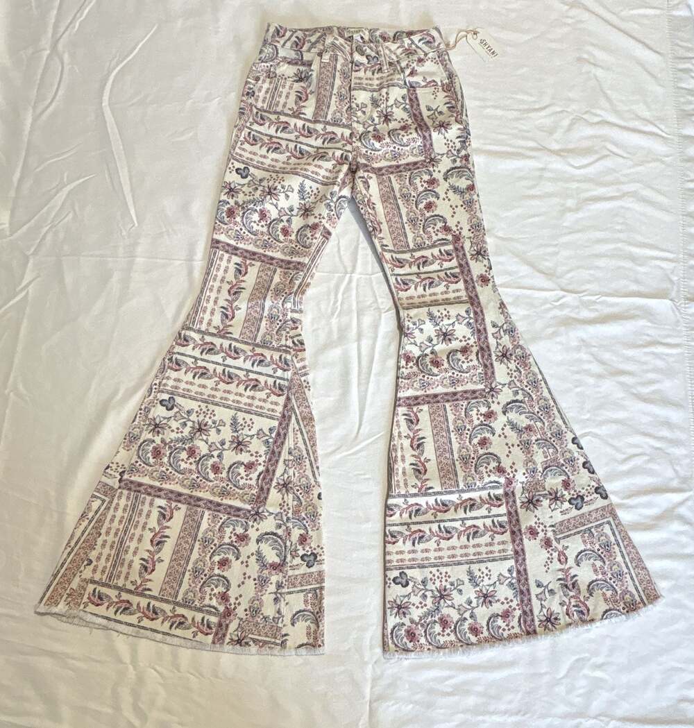 Shyanne Women's Floral Patchwork Super Flare Bell Bottom Jeans Size 27